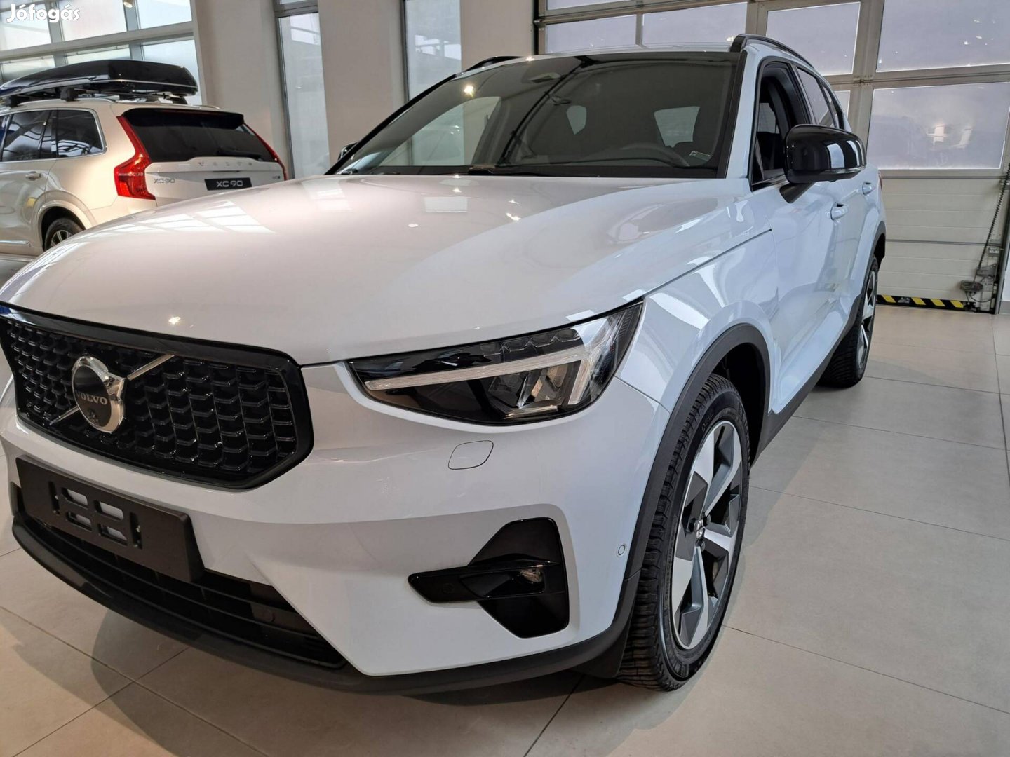 Volvo XC40 2.0 [B3] Mhev Essential DCT Business...
